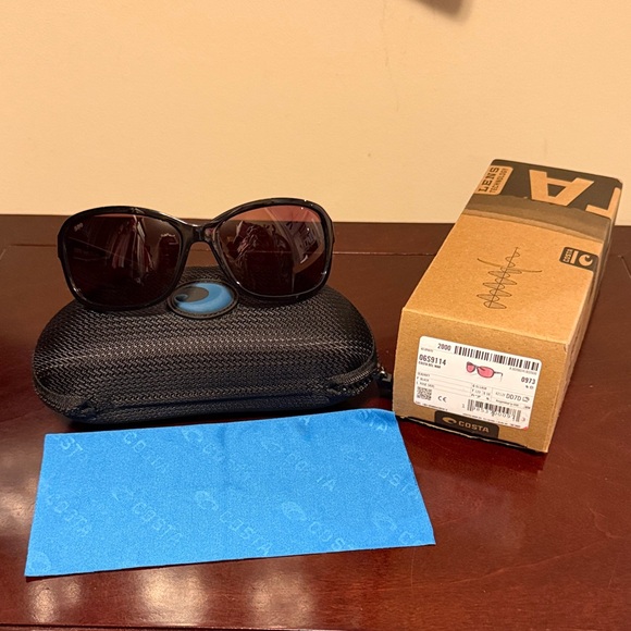 Costa Black Sunglasses with Blue Cloth - Picture 1 of 7